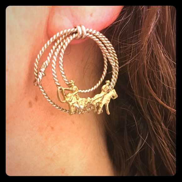 Unique Western Earrings - Picture 1 of 3